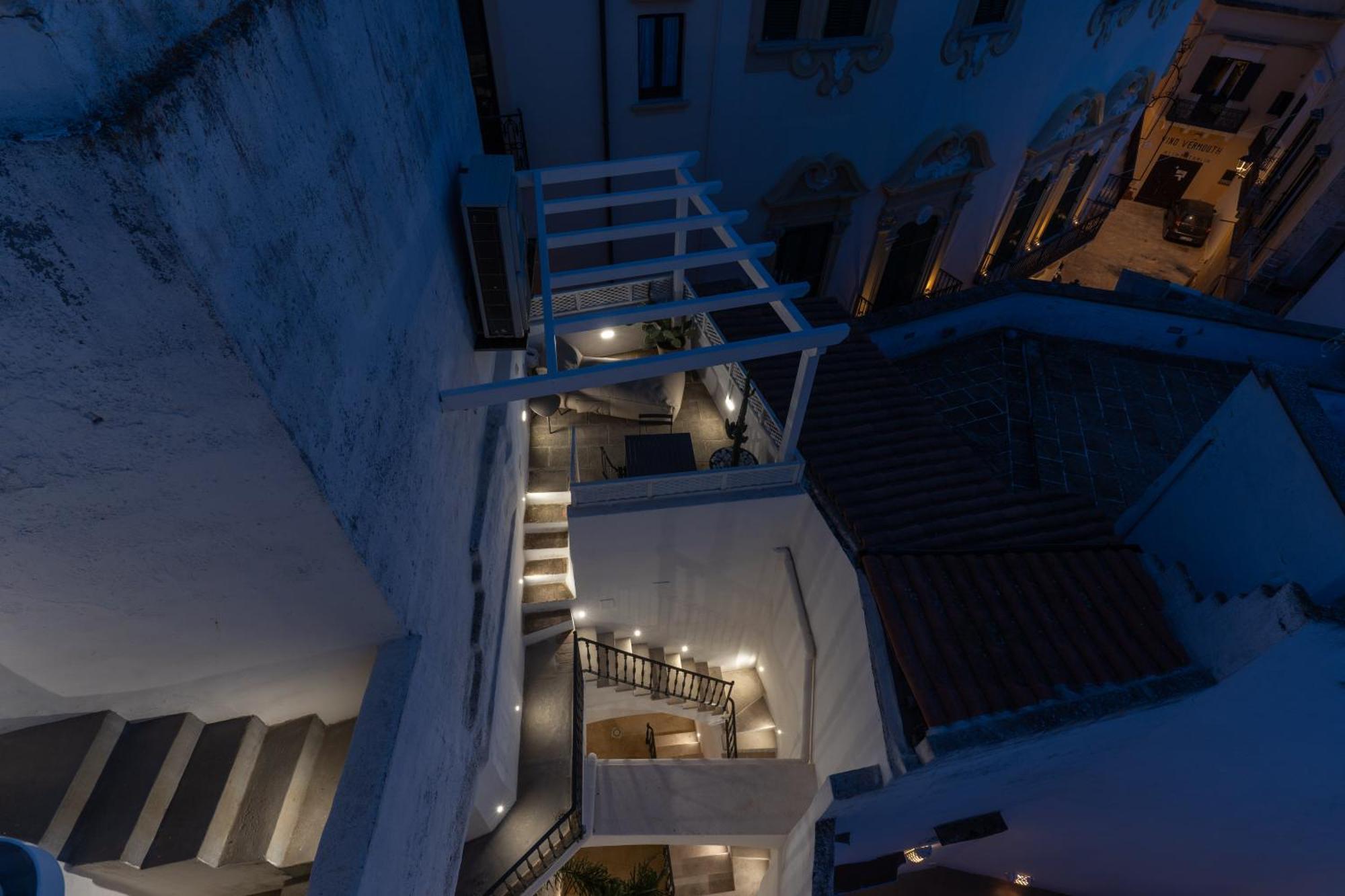 Al Riparo Apartment *